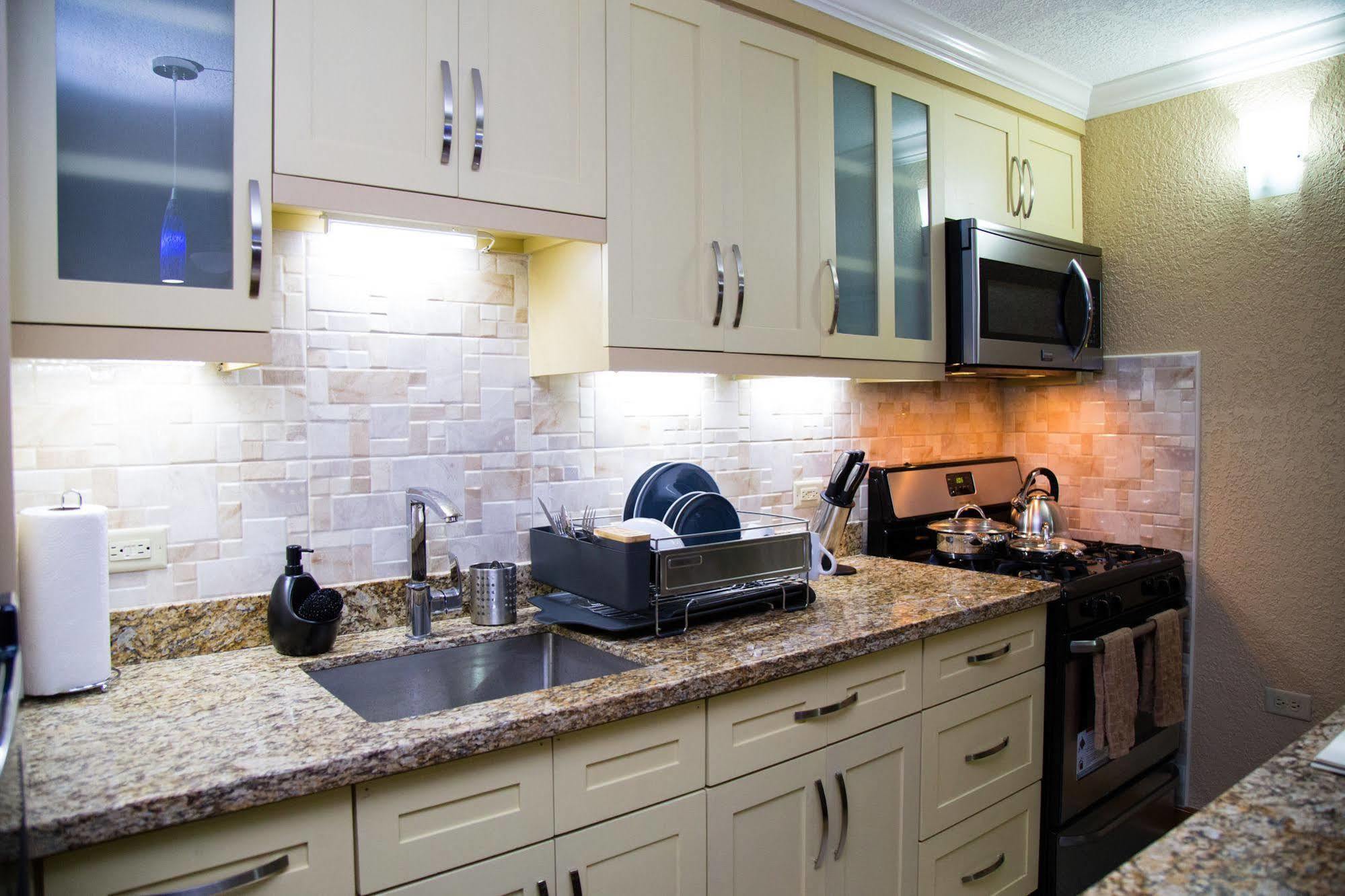 The Cabin At Long Mountain Country Club Кингстон Экстерьер фото